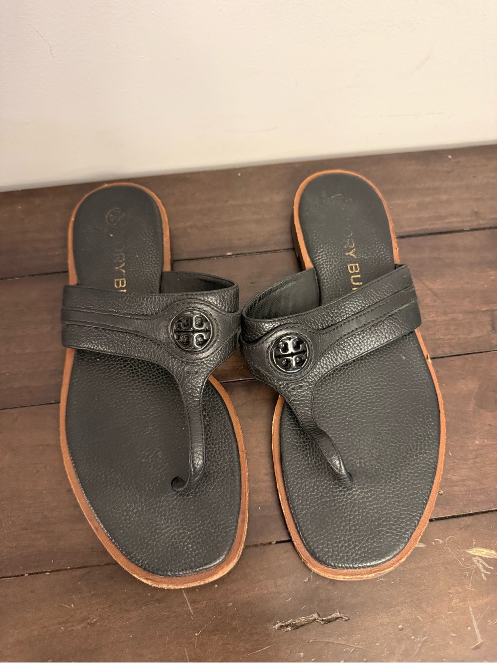 Tory Burch Black Leather Logo Thong Sandals Size 8